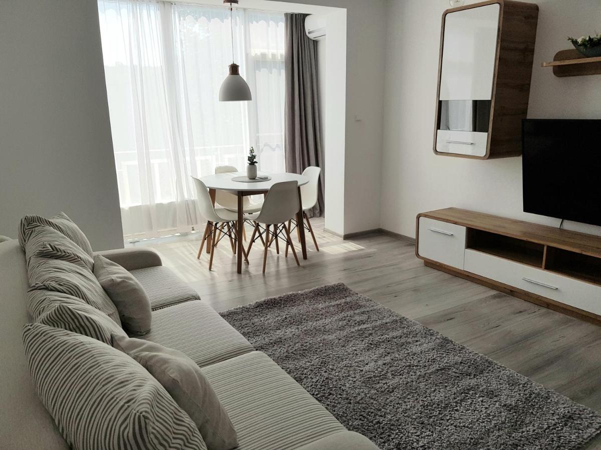 Alexa Apartament Targu Mures Exterior photo